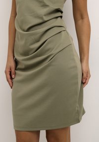 Kaffe KAINDIA ROUND NECK - Haljina od žerseja - vetiver