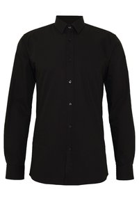 Camisa negra de manga larga con botones, con cuello puntiagudo y puños abotonados, sobre un fondo blanco.