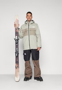 The North Face FOURBARREL TRICLIMATE JACKET - Jakna za daskanje na snijegu - clay grey/black