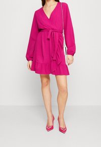 JDY Vestido informal - pink