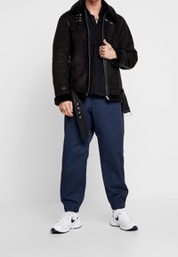 Jack & Jones Bunda z umělé kůže - black