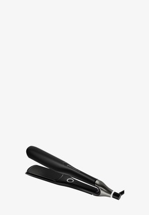 Fer à lisser noir avec une finition mate élégante et des bords arrondis, doté d'un accent métallique, d'un bouton d'alimentation et d'une prise texturée.