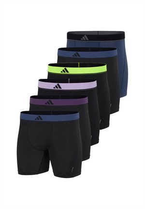 Sei paia di boxer da uomo neri con fascia colorata in blu, viola, viola chiaro, verde neon, blu scuro e nero disposti in fila.