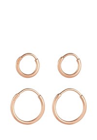 Två par hoopörhängen i roséguld, med släta ytor och olika diametrar: en liten och en större storlek, båda runda och minimalistiska.