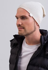 CASH-MERE Čepice - weiss