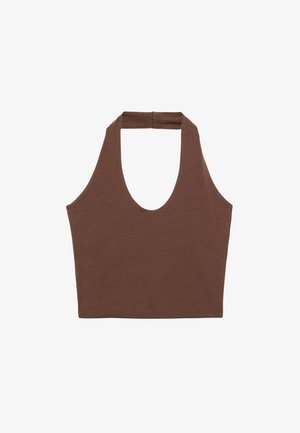Hnedý halter top vyrobený z mäkkej, elastickej látky. Má hlboký výstrih a širšie ramienka, s uvoľneným strihom a minimálnymi švami.