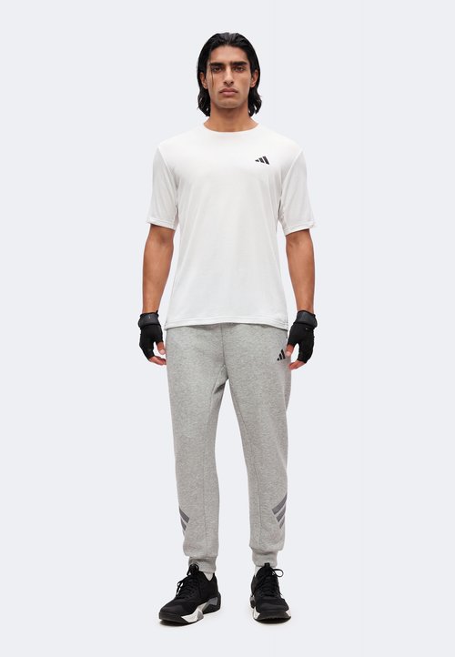 adidas WORKOUT ESSENTIALS FEELREADY NOVELTY - Sports T-shirt - white — photo 2