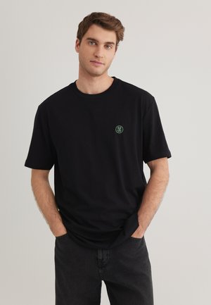 KURZARM LOGO EMBROIDERY - Basic T-shirt - black