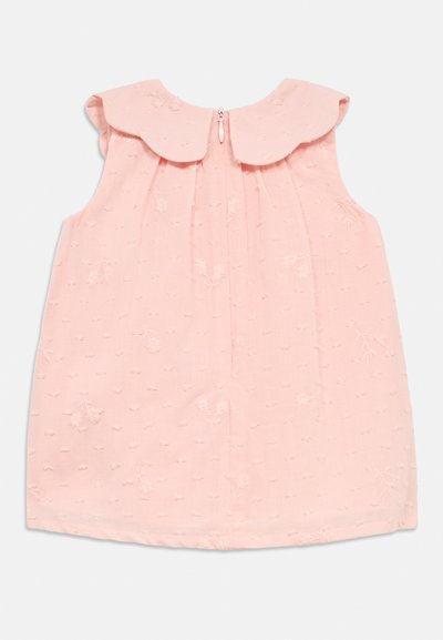 Ροζ αμάνικο φόρεμα με στρογγυλεμένο γιακά, κεντητά λουλουδάτα σχέδια και φερμουάρ στην πλάτη. Μαλακό, υφασμάτινο με ανάγλυφες λεπτομέρειες.