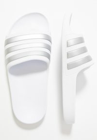 adidas Performance - ADILETTE AQUA  - Badesandaler - footwear white Miniatyrbilde 1