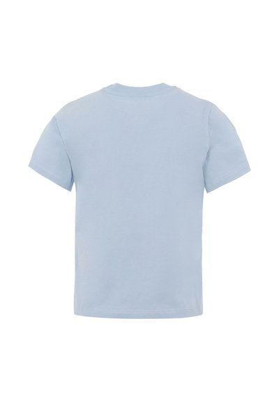 T-shirt en coton bleu clair à manches courtes, avec un col rond et une texture lisse. Aucun motif ni embellissement n'est visible.