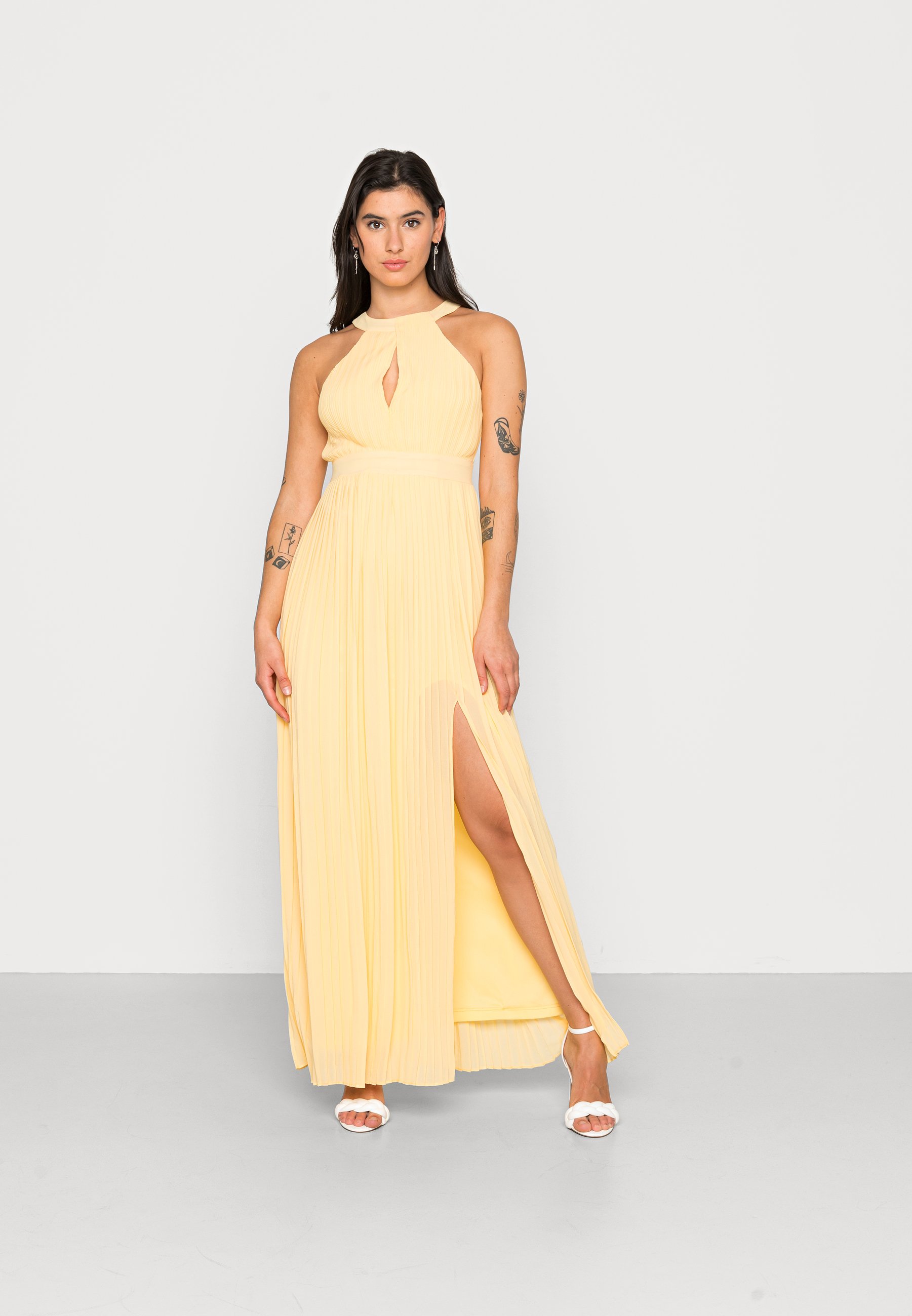 TFNC LUCIA - Ballkleid - butterscotch/gelb - Zalando.ch