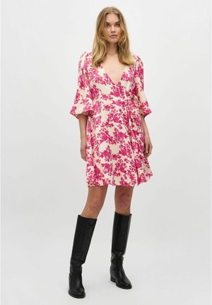 MELIKA - Day dress - robbia pink print