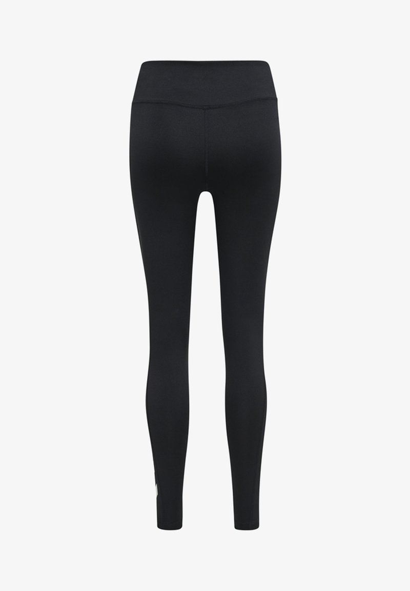 Svarta leggings i ett stretchigt tyg; hög midja; slim fit-design med minimal sömnad och logotypdetalj nära fållen.