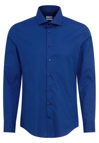 Pánská společenská košile slim-fit s dlouhým rukávem v jednoduché královsky modré barvě, s klasickým límcem a zapínáním na přední knoflíky.