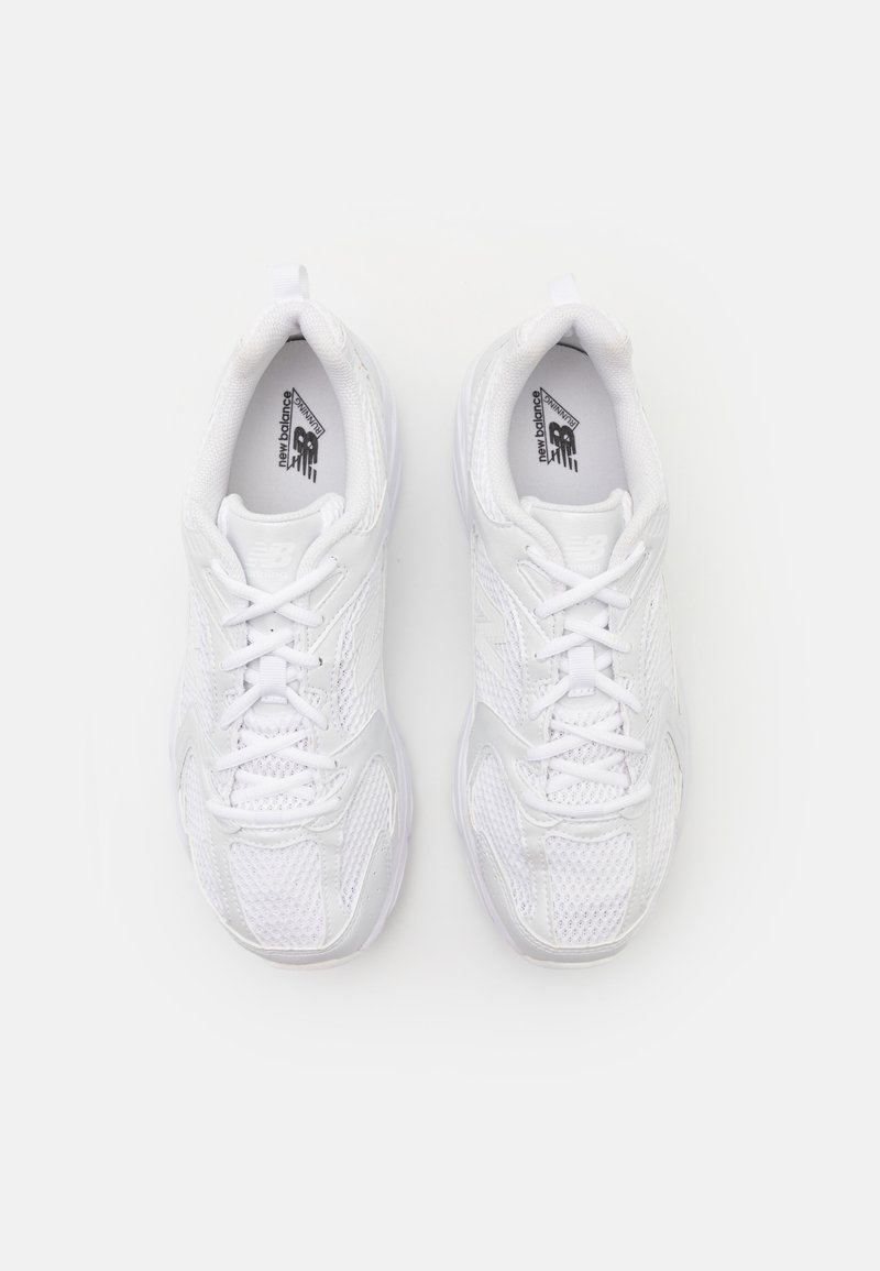 New Balance MR530 UNISEX - Sneaker low - white/weiß - Zalando.de