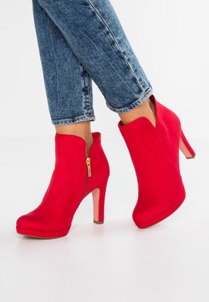 Bottines à talons hauts - red
