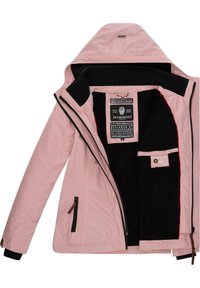 Lichtroze jas met een zwarte fleece voering, binnenlabels en een ritssluitingzak aan de linkerkant. Kenmerkt een capuchon en geribbelde manchetten.