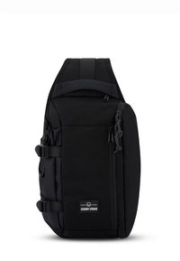 Rucsac negru tip sling cu un design elegant, realizat din material durabil. Include un buzunar cu fermoar, o curea reglabilă și accente metalice.
