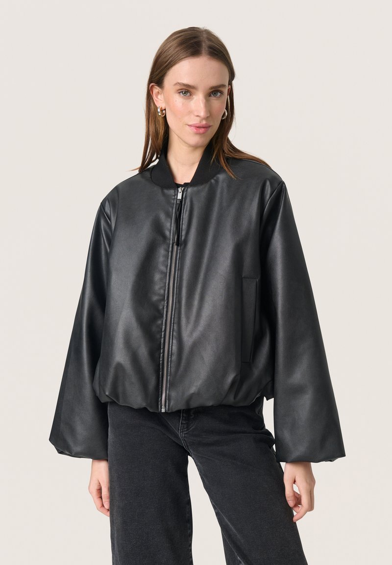 Soaked in Luxury Bomberjakke - black