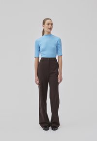 Modström KROWN - Tricou basic - bonnie blue