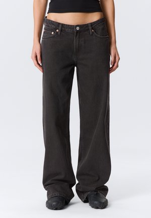 Weekday AMPLE  czarny