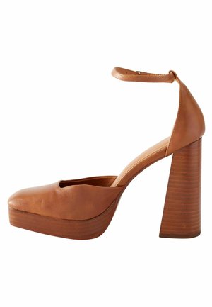 High Heel Pumps - tan brown