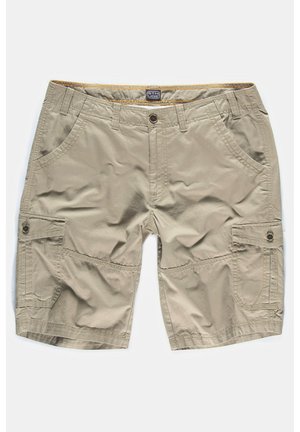 Khaki Cargo-Shorts mit einer leichten, glatten Textur. Sie verfügen über mehrere Taschen, einen Knopfverschluss und eine detaillierte Naht entlang der Nähte.