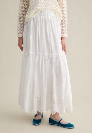 REGULAR FIT - Maxi skirt - white