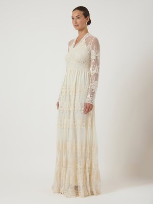YASELOISE MAXI DRESS CELEB - Oblečenie na špeciálnu príležitosť - gardenia