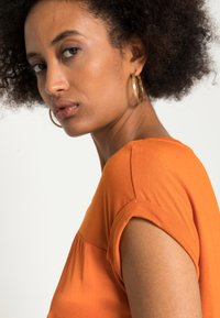 Anna Field T-shirt estampada - orange
