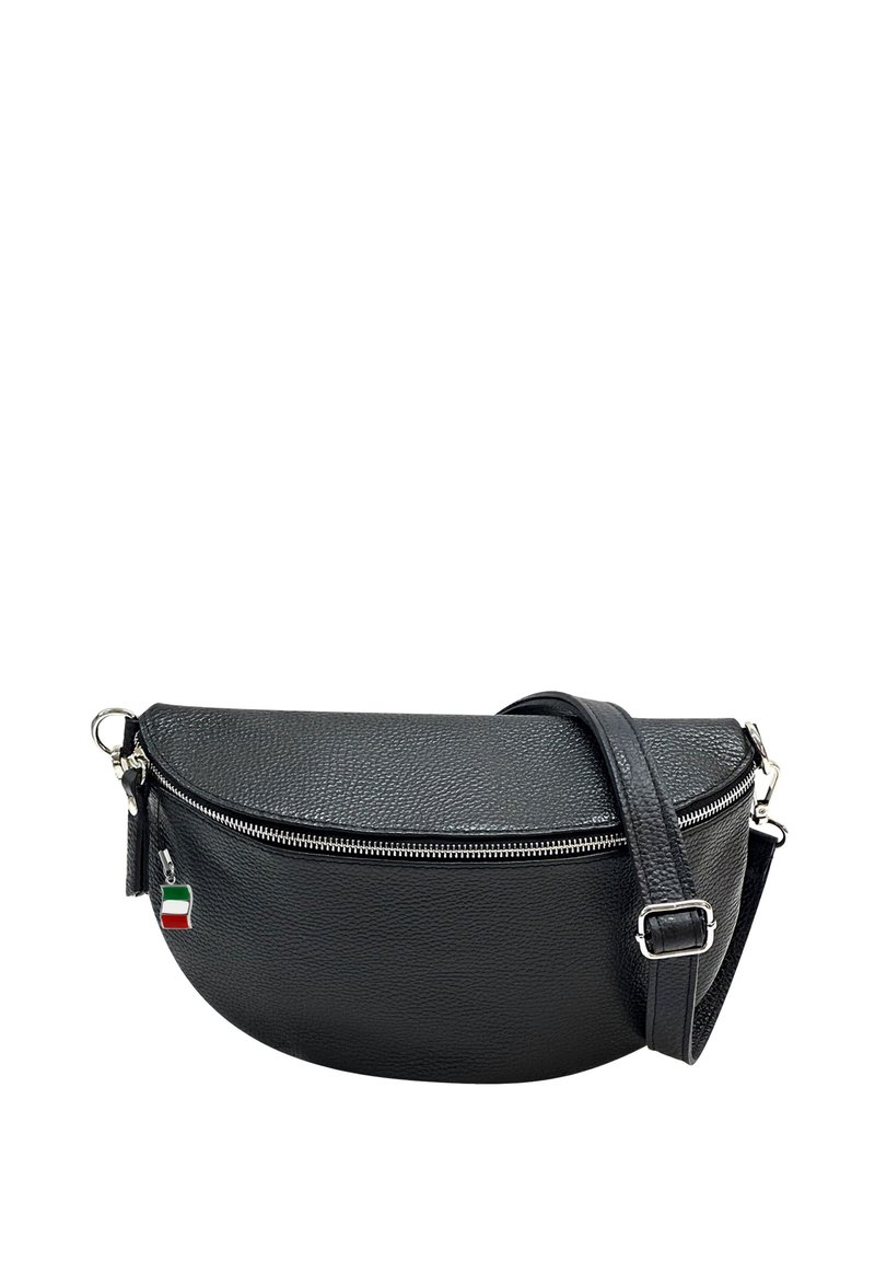 Schwarze Leder-Umhängetasche mit runder Form, Reißverschluss und verstellbarem Schulterriemen. Mit einem kleinen Charm in Form der italienischen Flagge. Strukturierte Oberfläche.