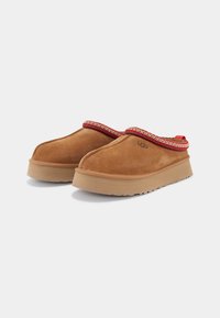 UGG TAZZ - Hausschuh - chestnut