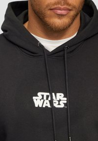 s.Oliver STAR WARS™ PRINT - Hoodie - schwarz