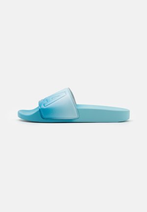 Sandal con slide blu con finitura opaca, dotato di una striscia testurizzata, un plantare sagomato e una suola piatta, progettato per comfort e uso casual.
