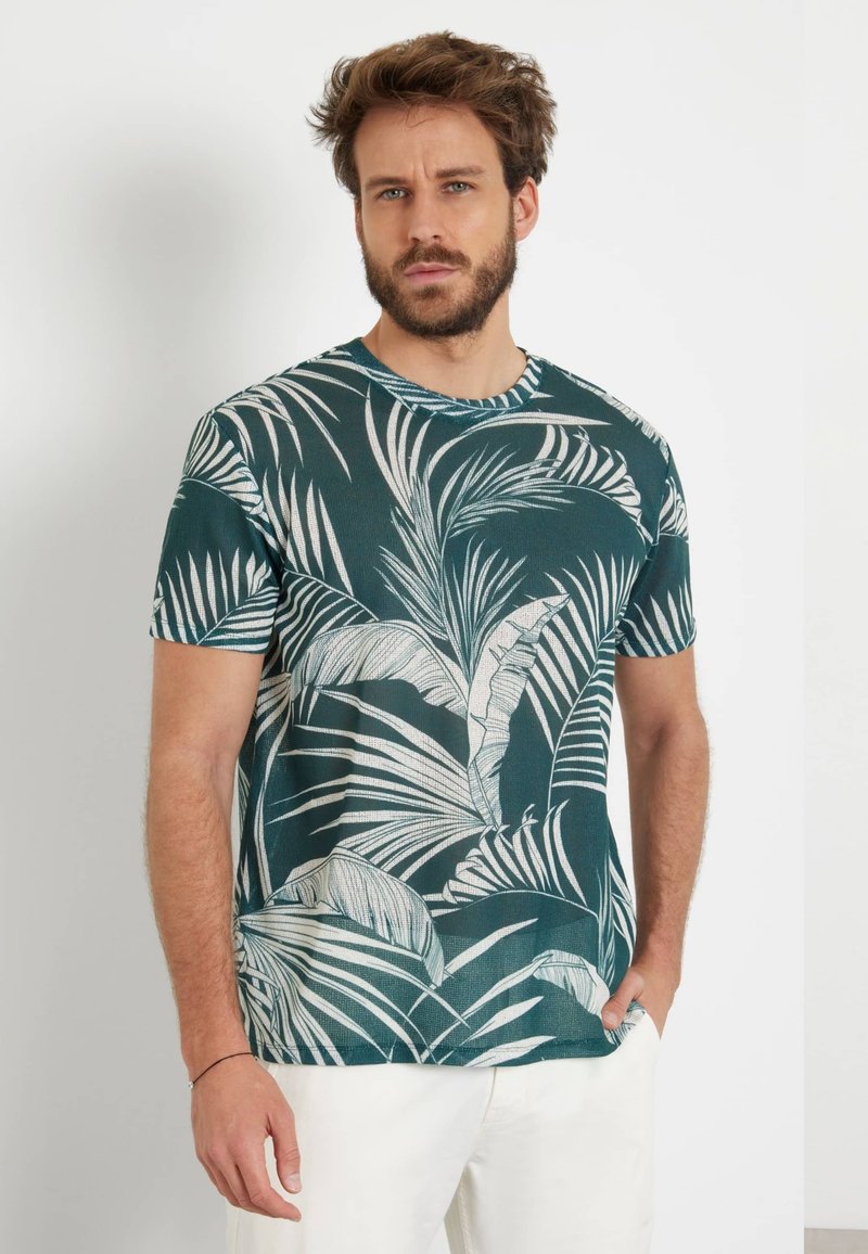 Guess Mar�škinėliai su spaudiniu - mehrfarbig grün