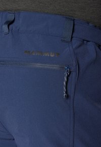 Mammut RUNBOLD MEN - Outdoor shorts - marine