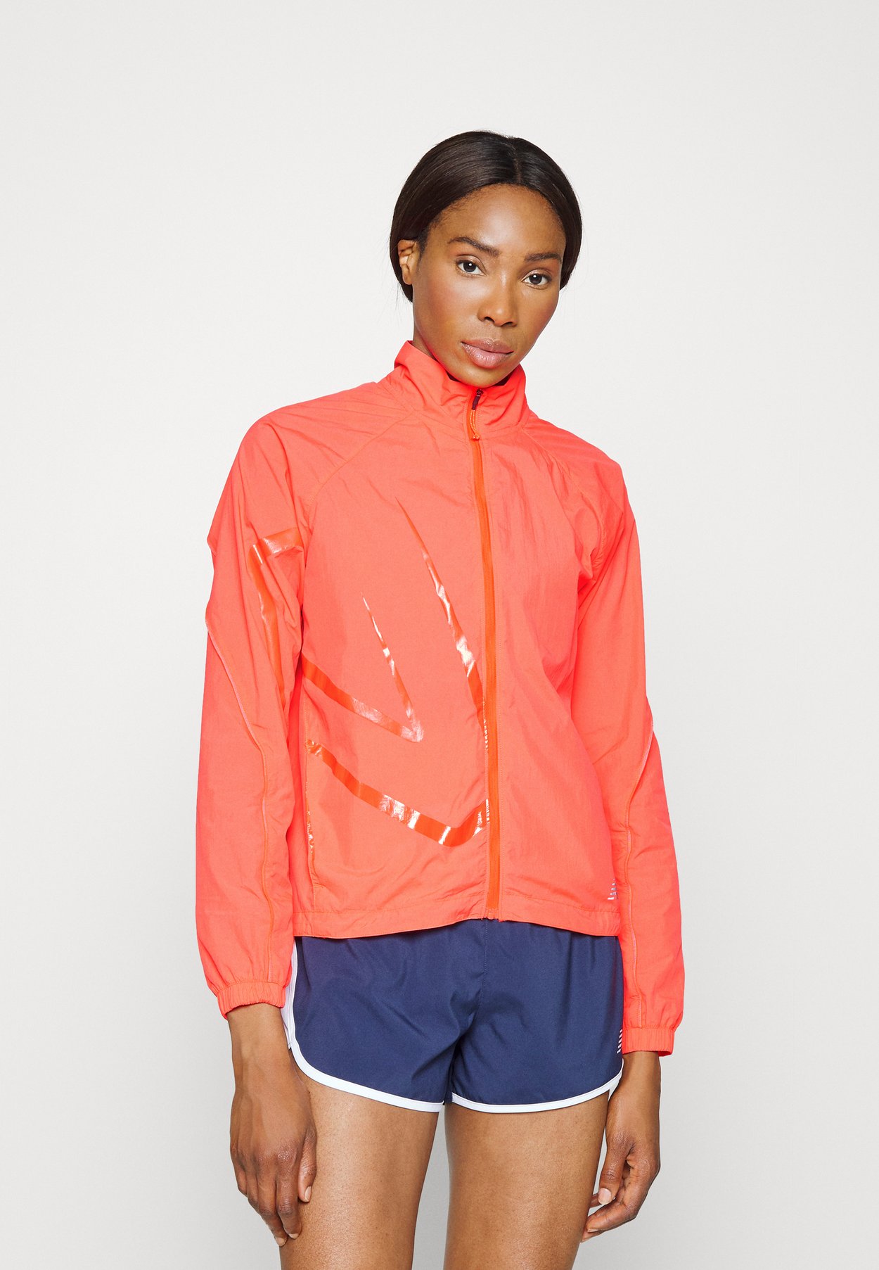 IMPACT RUN LIGHT PACK JACKET