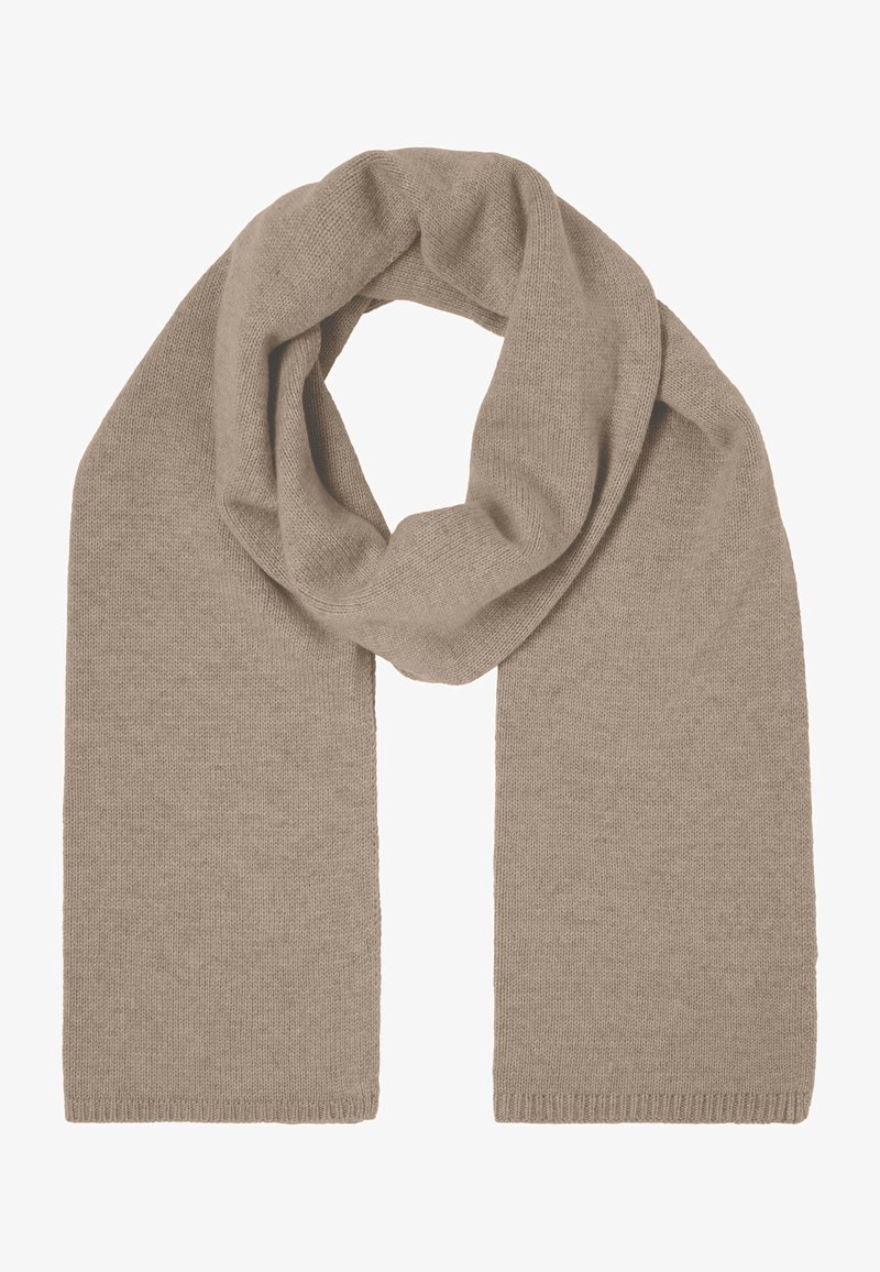 Beige gebreide sjaal met zachte textuur, rechthoekige vorm en afgewerkte randen. Lichtgewicht en veelzijdig voor warmte in koudere weersomstandigheden.