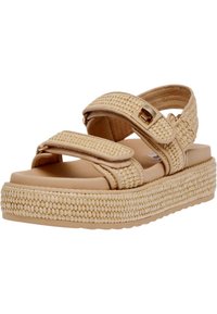 Beige geflochtene Plateau-Sandalen mit zwei verstellbaren Riemen, einem glatten Fußbett und einer strukturierten Mittelsohle im Jutestil. Detail in goldfarbener Hardware.