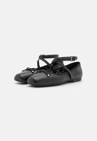 MICHAEL Michael Kors COLLETTE FLEX BALLET - Bailarinas con hebilla - black