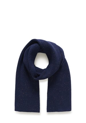 Donkerblauwe gebreide sjaal met meerkleurige spikkels, gevouwen en in het midden geknoopt op een witte achtergrond.