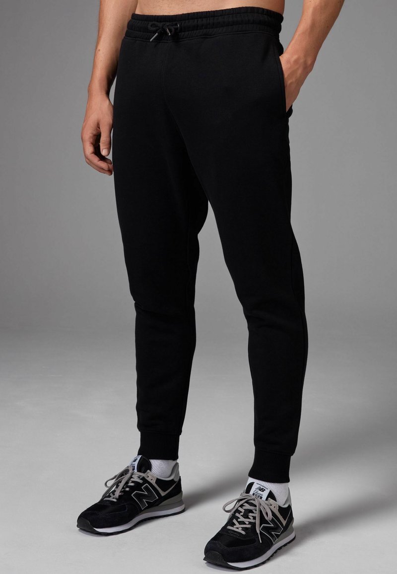 Pack De 2 Pantalones De Chándal Pitillo NEXT – Negros, Cintura Elástica Y Bolsillos Laterales