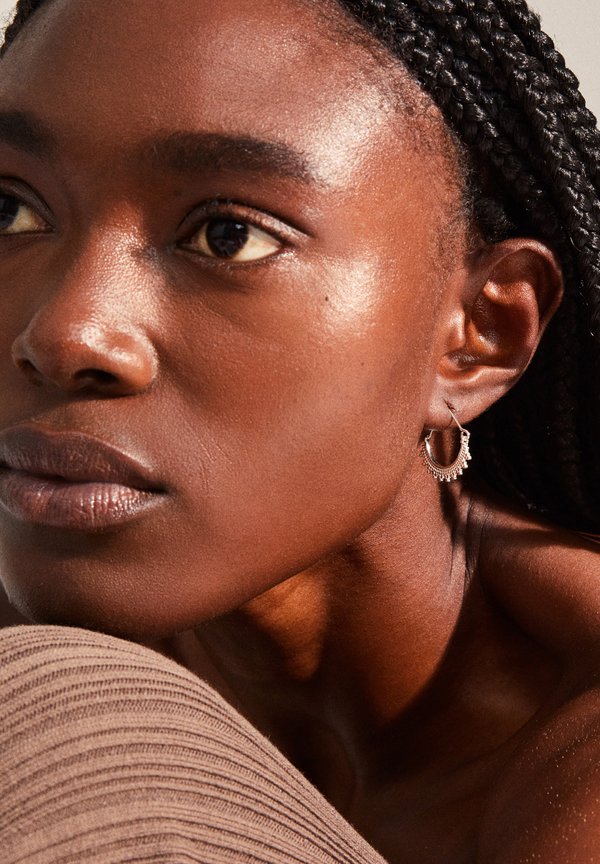 EARRINGS KIKU - Ohrringe