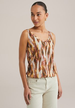 Mouwloos topje met een V-hals, voorzien van een gedurfde, multicolore abstracte print in bruin- en crèmekleuren. Lichtgewicht stof met een losse pasvorm.