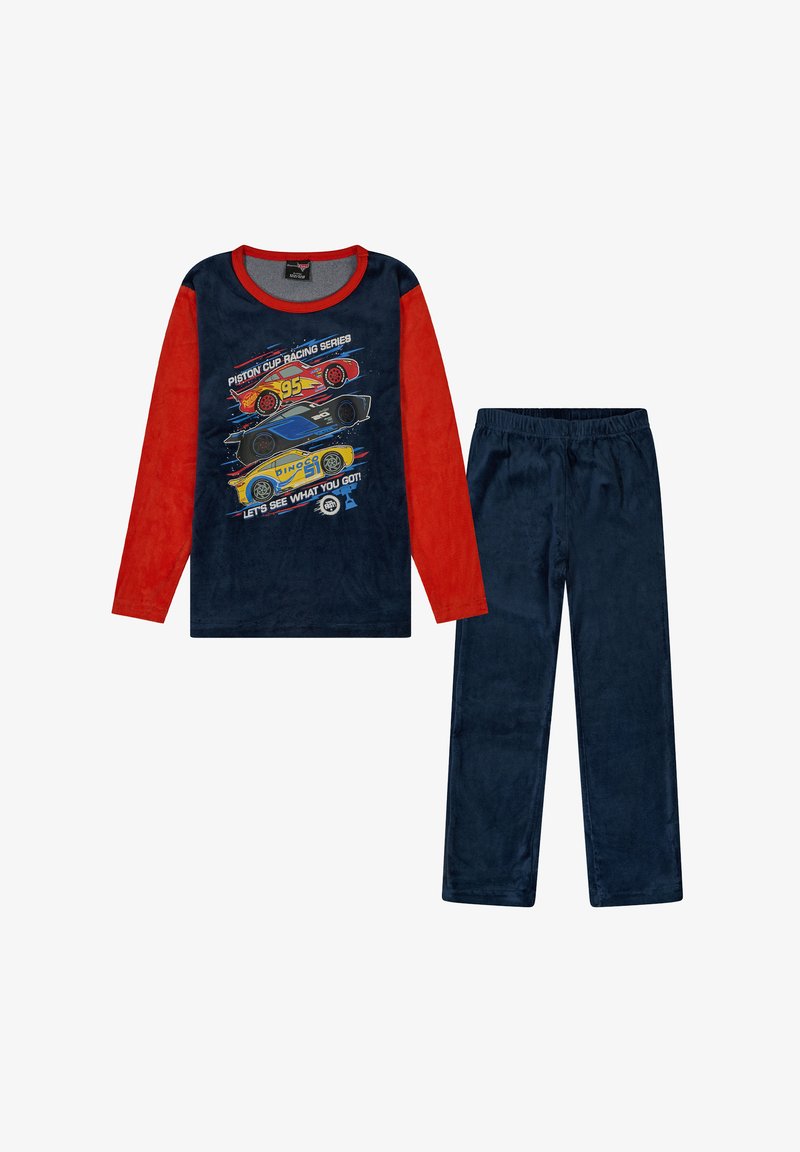 Marineblauw en rode fleece pyjama set met lange mouwen en elastische tailleband, met grafische print van racauto's en tekst op het shirt.