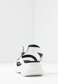 Tamaris Platform sandals - white