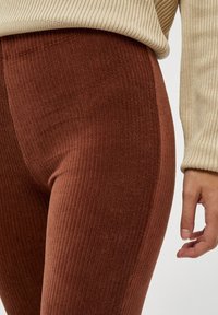 Desires DEBRITT FLARED LEGGINGS - Hlače - glazed gin