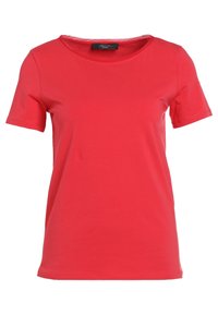 T-shirt rosso a maniche corte realizzato in cotone morbido, con collo rotondo e orlo dritto, senza motivi o accessori visibili.