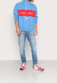 Tommy Jeans Fleecetröja - blue
